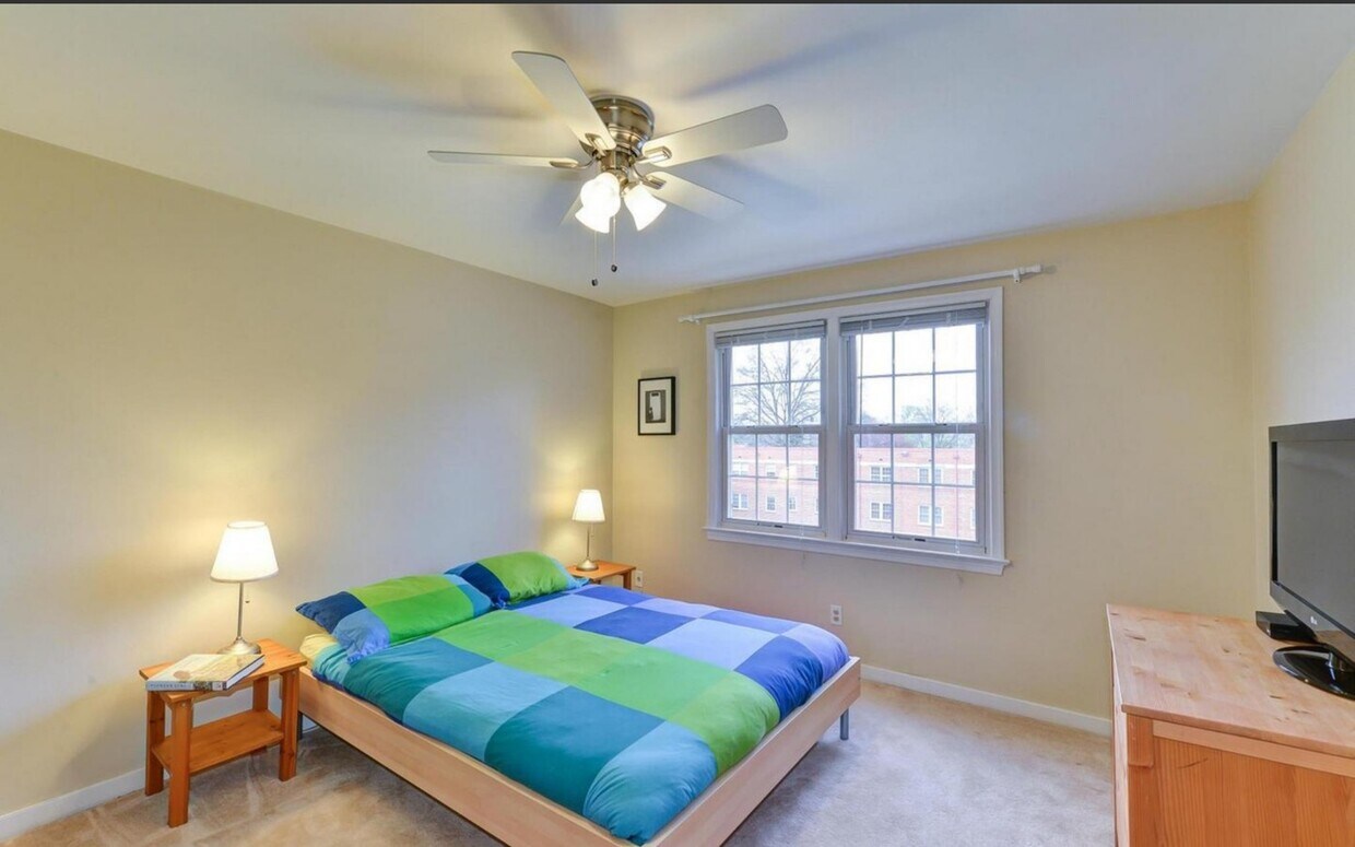 Foto principal - 2236 Washington Ave