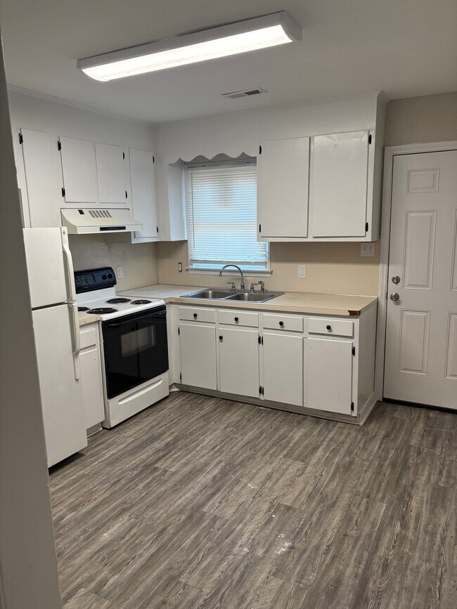 Foto del edificio - 202 Galilean Rd