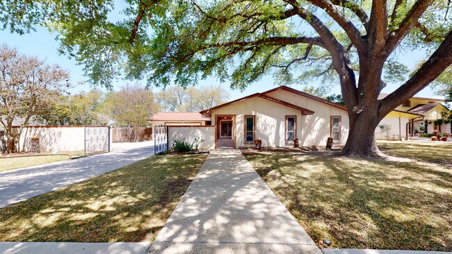 Foto del edificio - 13519 Beltway St