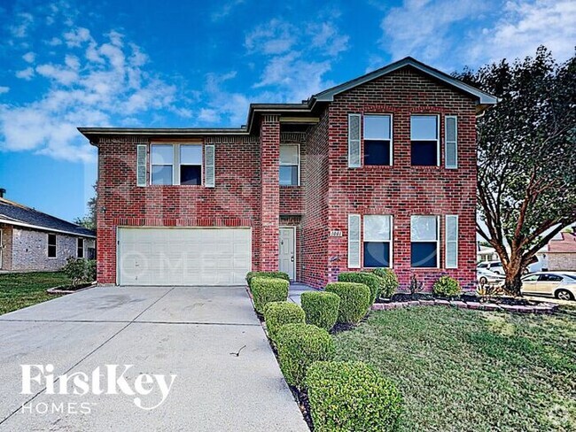 Building Photo - 1001 Mazourka Dr