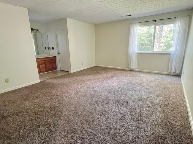 Building Photo - 10770 Indian Village Dr