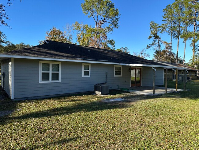 Foto del edificio - 306 Fawn Cir