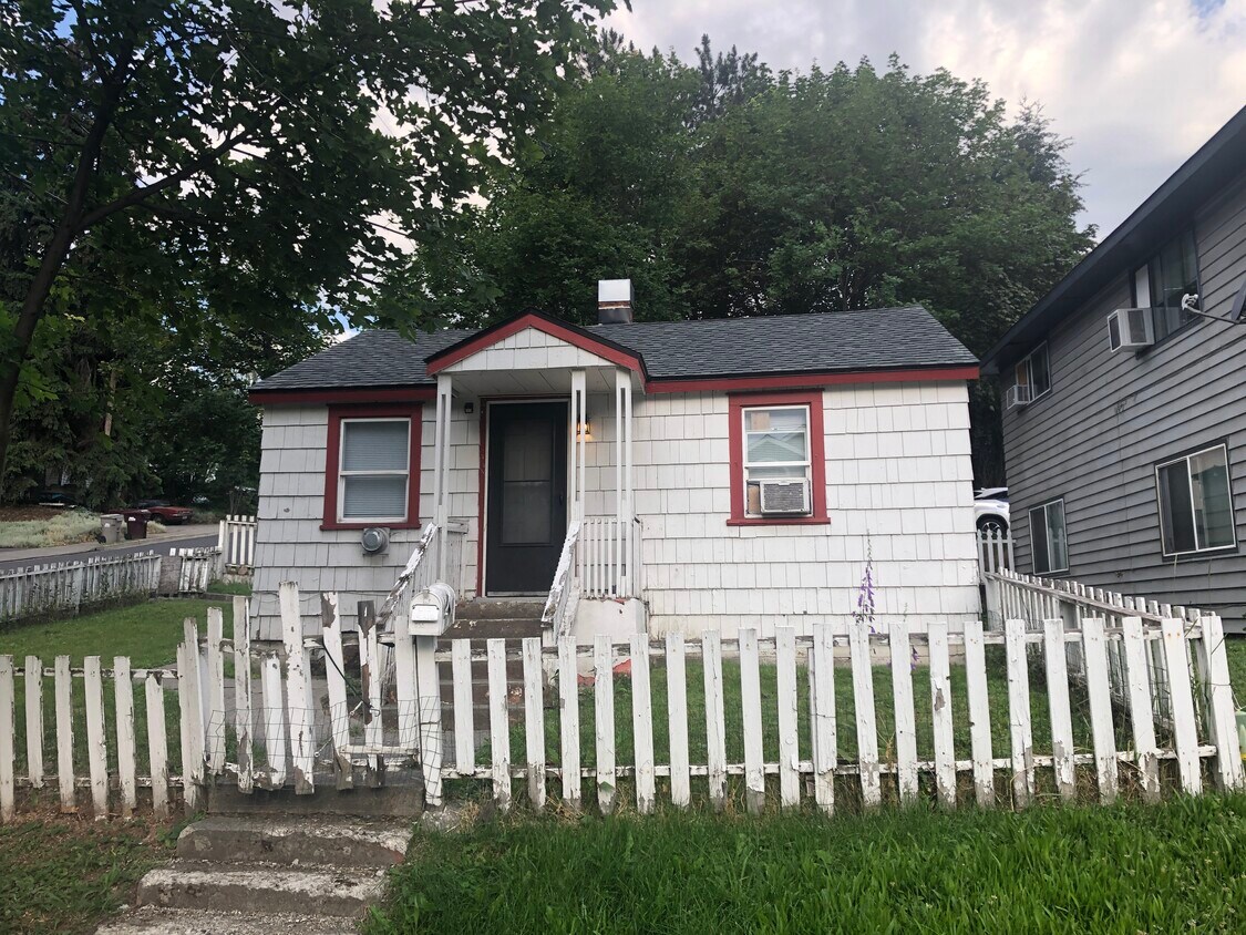Foto principal - 555 SW State St