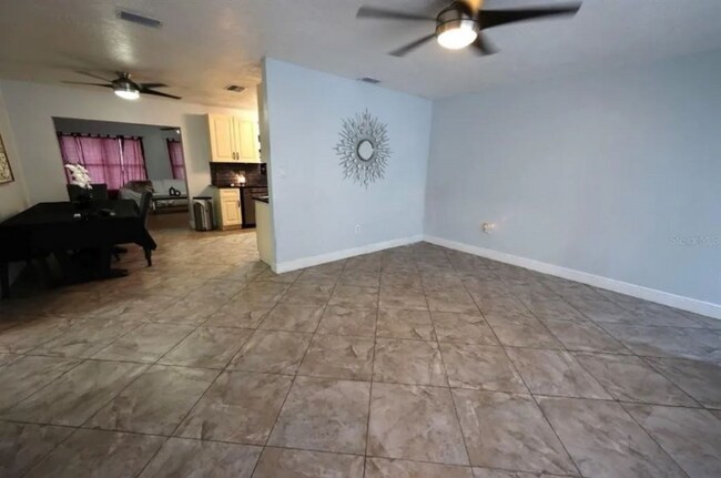 Foto del edificio - 4870 S Beneva Rd