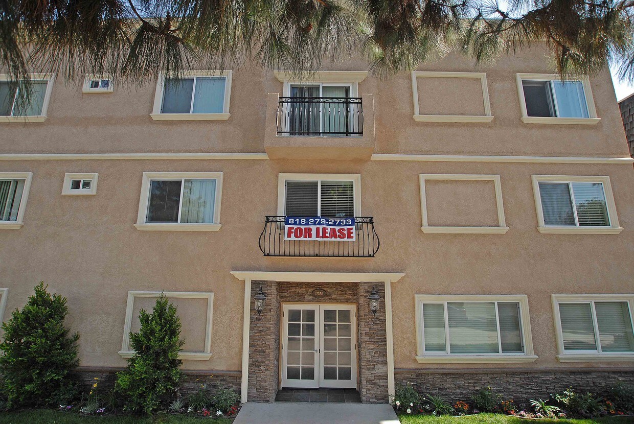 17330 Chatsworth St Unit 9, Granada Hills, CA 91344 Apartments in
