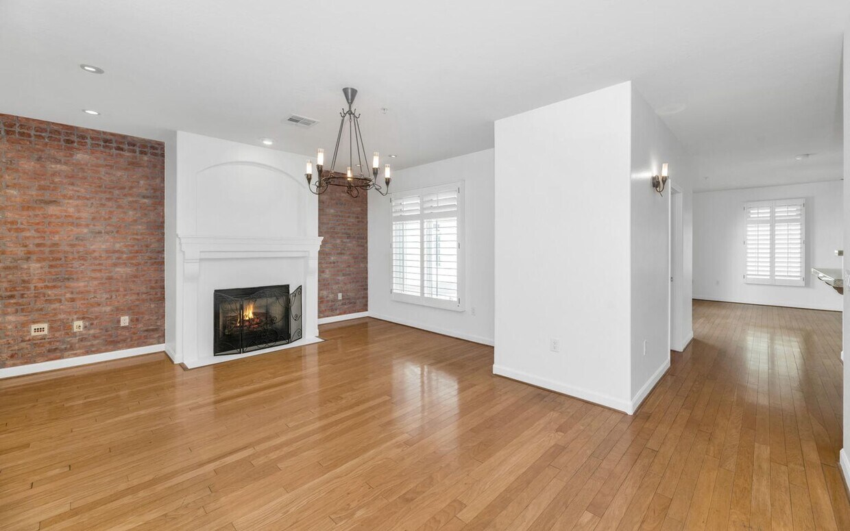 Foto principal - 229 W Portland St