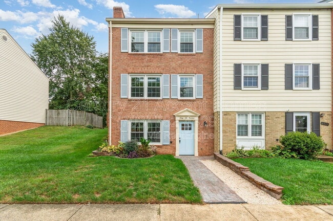 Photo - 6613 Deer Gap Ct Townhome