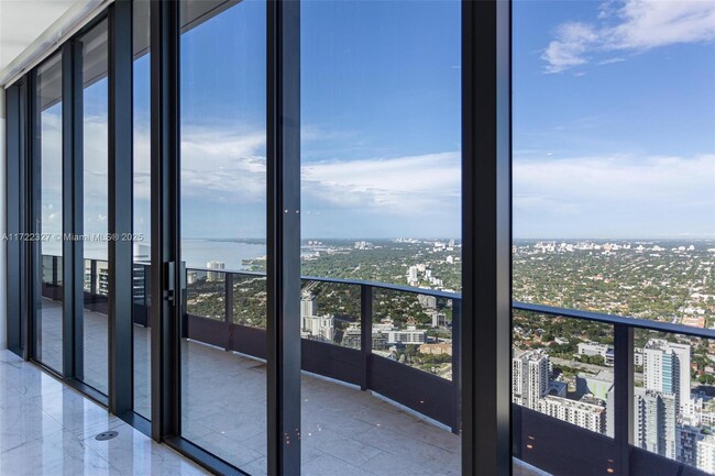 Foto del edificio - 1000 Brickell Plaza