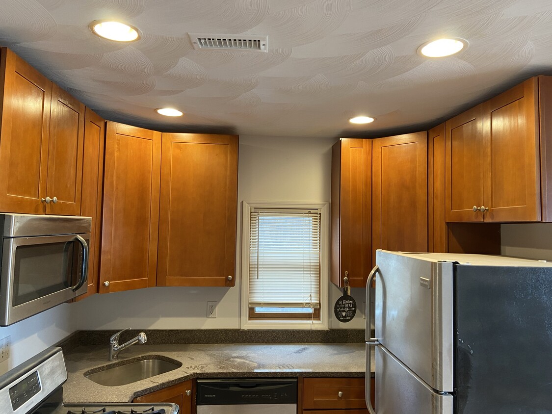 Primary Photo - 274 Bowdoin St