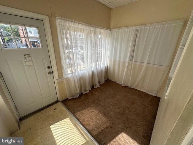Foto del edificio - 7045 Torresdale Ave