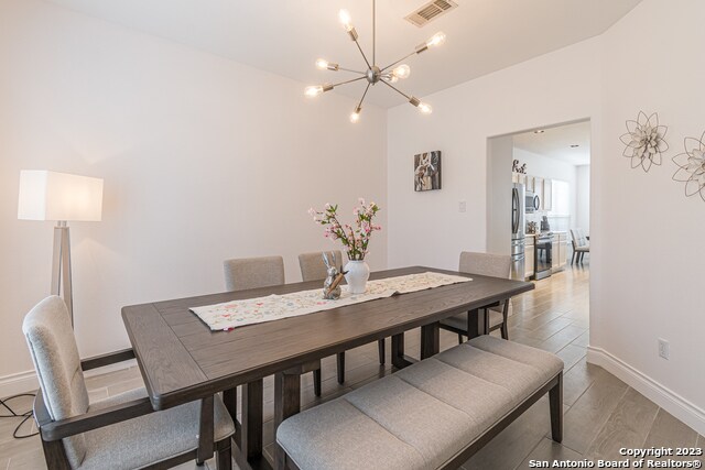 Building Photo - 1002 Maltese Ln