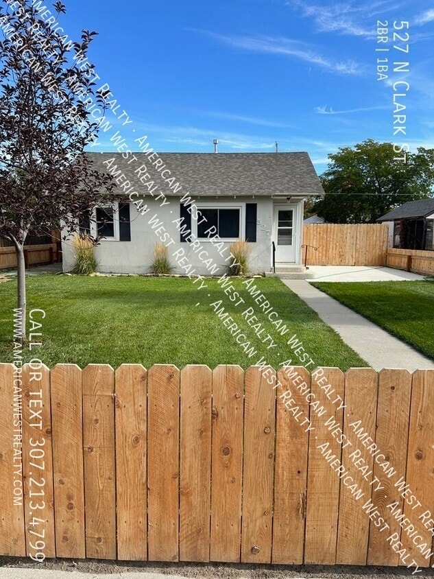 Cute 2 bedroom House Rental in Powell, WY