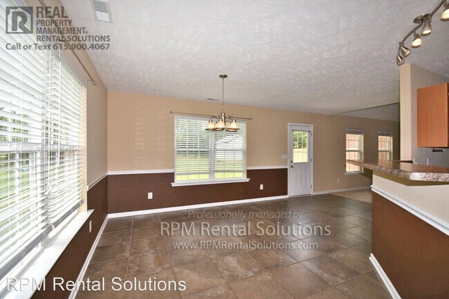 Foto del edificio - 2045 Barretts Ridge Dr