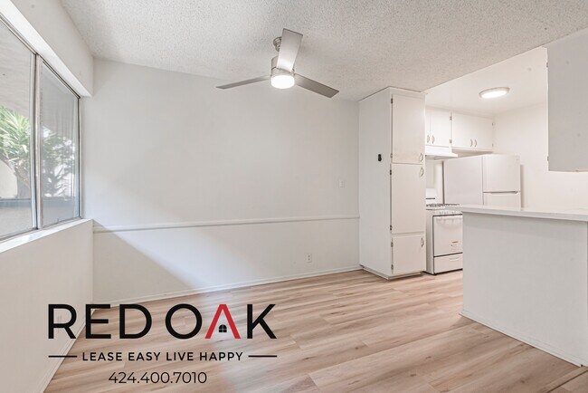 Foto del edificio - Sun-Drenched One Bedroom with a Private Ba...