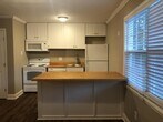 Primary Photo - 1433 Fernwood Glendale Rd