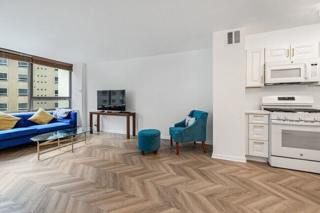 Foto del edificio - 2800 N Lake Shore Dr