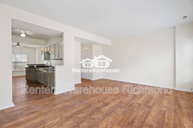 Foto del edificio - 6771 S Grand Brook Cir