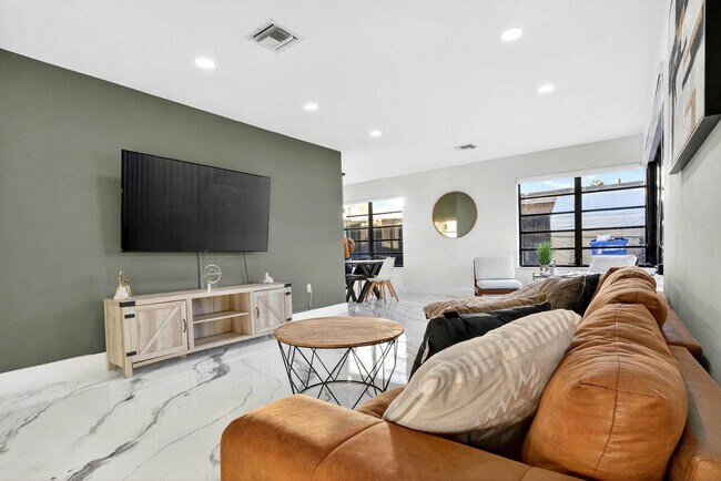 Foto del edificio - 6540 Park St