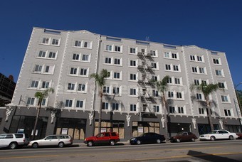 Primary Photo - 1963 N Cahuenga Blvd