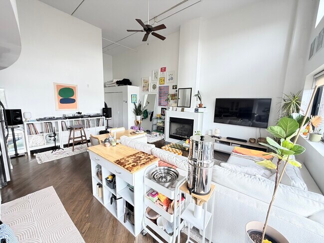 Foto del edificio - 2012 W St Paul Ave