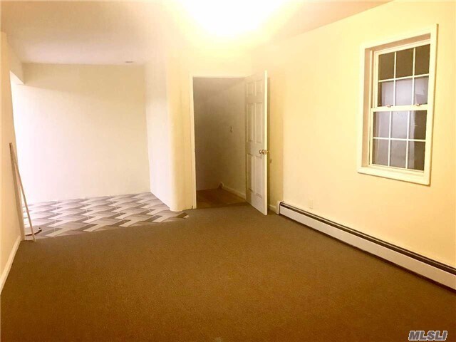 Foto del edificio - 129-48 Hook Creek Blvd