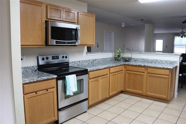 Foto del edificio - 1740 Honey Creek Ln