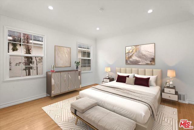 Foto principal - 205 S Reeves Dr