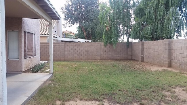 Foto del edificio - 16014 N 48th Pl