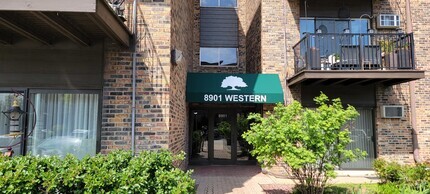 Building Photo - 8901 N Western Ave