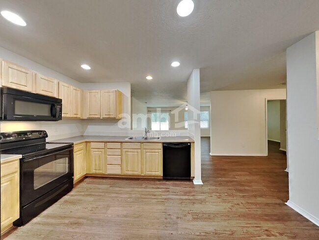 Foto del edificio - 2612 N Kristy Ave