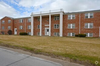 Building Photo - 13302 Kingswood Dr