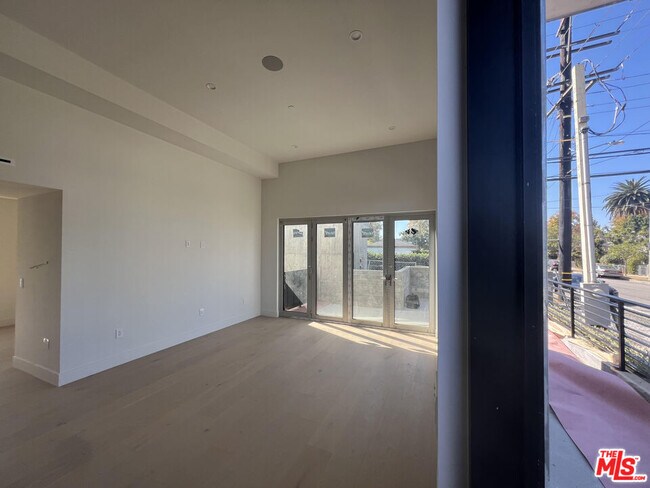 Foto del edificio - 1900 20th St