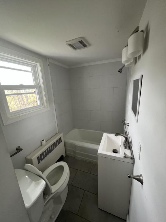 Building Photo - 11 Franklin St