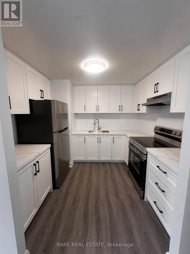 Building Photo - 99 Bellevue Ave