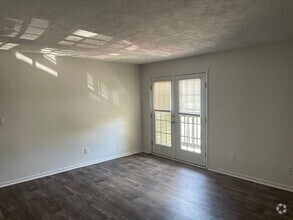 Building Photo - 2514 S Seale Rd