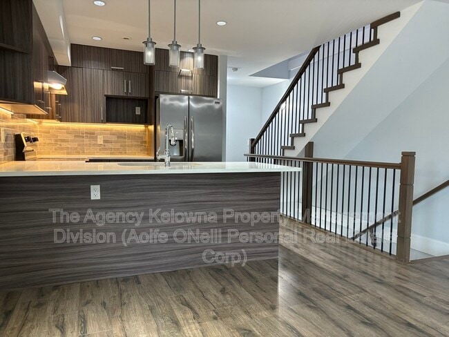 Building Photo - 500 Fleming Rd