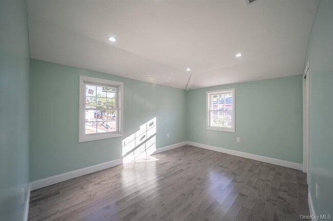 Foto del edificio - 115-42 Inwood St