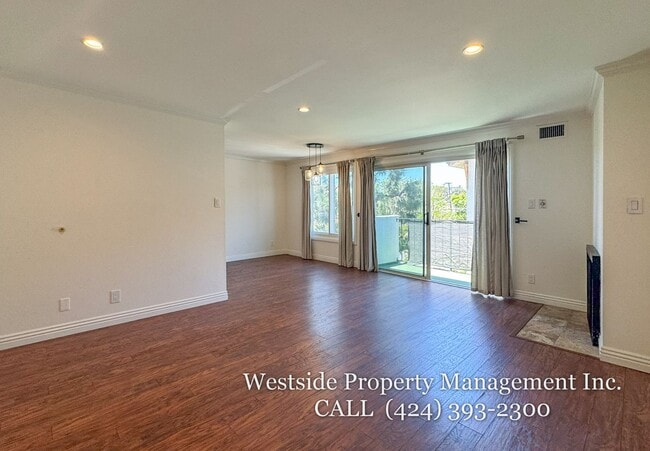 Building Photo - 8163 Redlands St