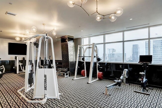 Building Photo - 4521 San Felipe St