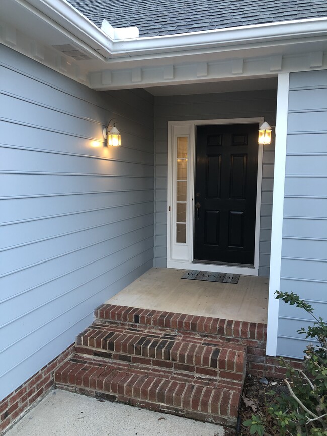 Building Photo - 108 Cambrian Way
