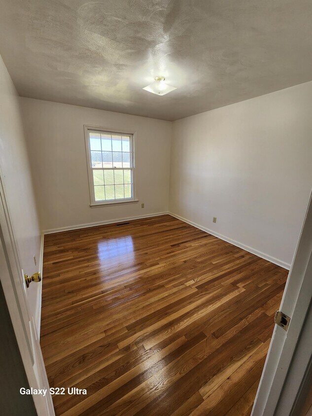 Primary Photo - 2032 Alliance Rd