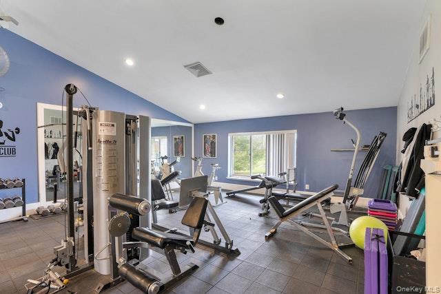 Foto del edificio - 745 Spring Lake Dr