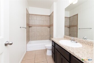 Building Photo - 4602 Cambridge Dr