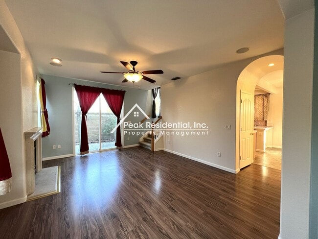 Photo - North Natomas 3bd/2.5ba House with 2 Car Garage