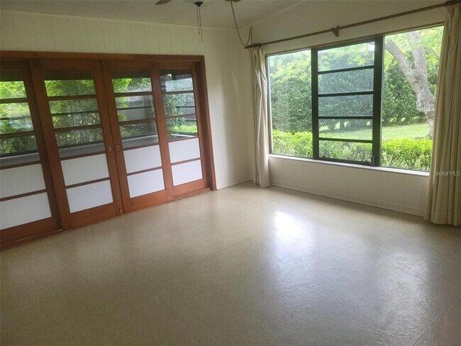 Foto del edificio - 1801 Pineview Cir