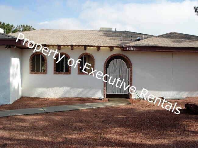 Foto del edificio - 1669 Regal Ridge St