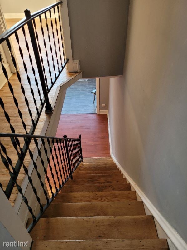 Building Photo - 3 br, 1 bath House - 2043 S 68th St