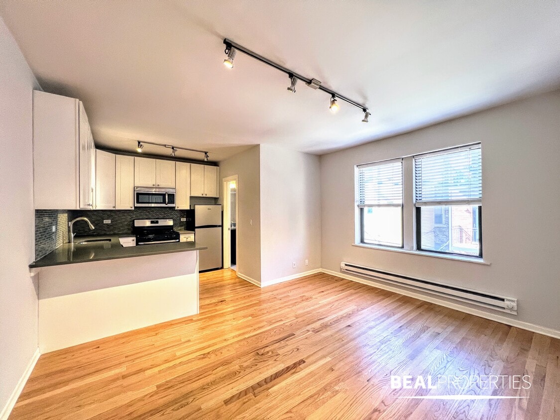 Photo - 2834 W Palmer St (Chicago, IL)