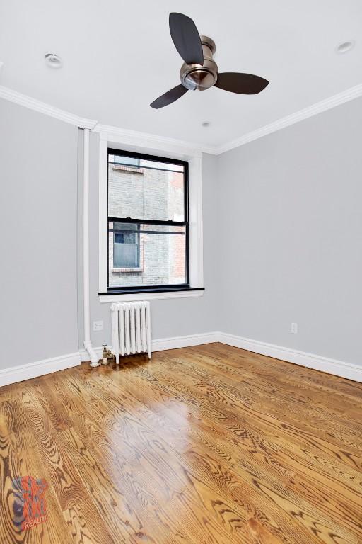 Foto principal - 326 E 35th St