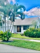 Building Photo - 9400 SW 103rd Ave